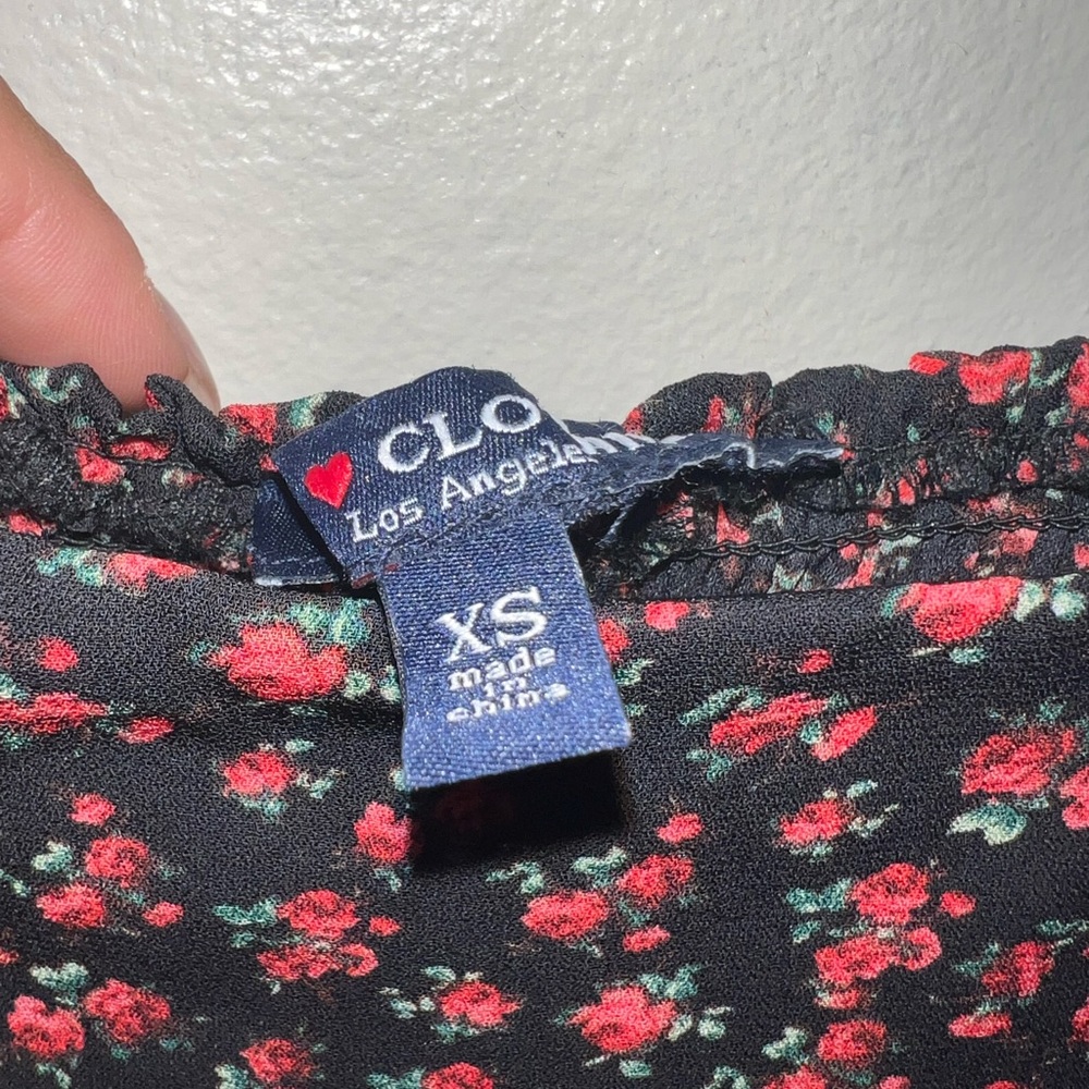 Off-Shoulder Top - Picture 5 of 5